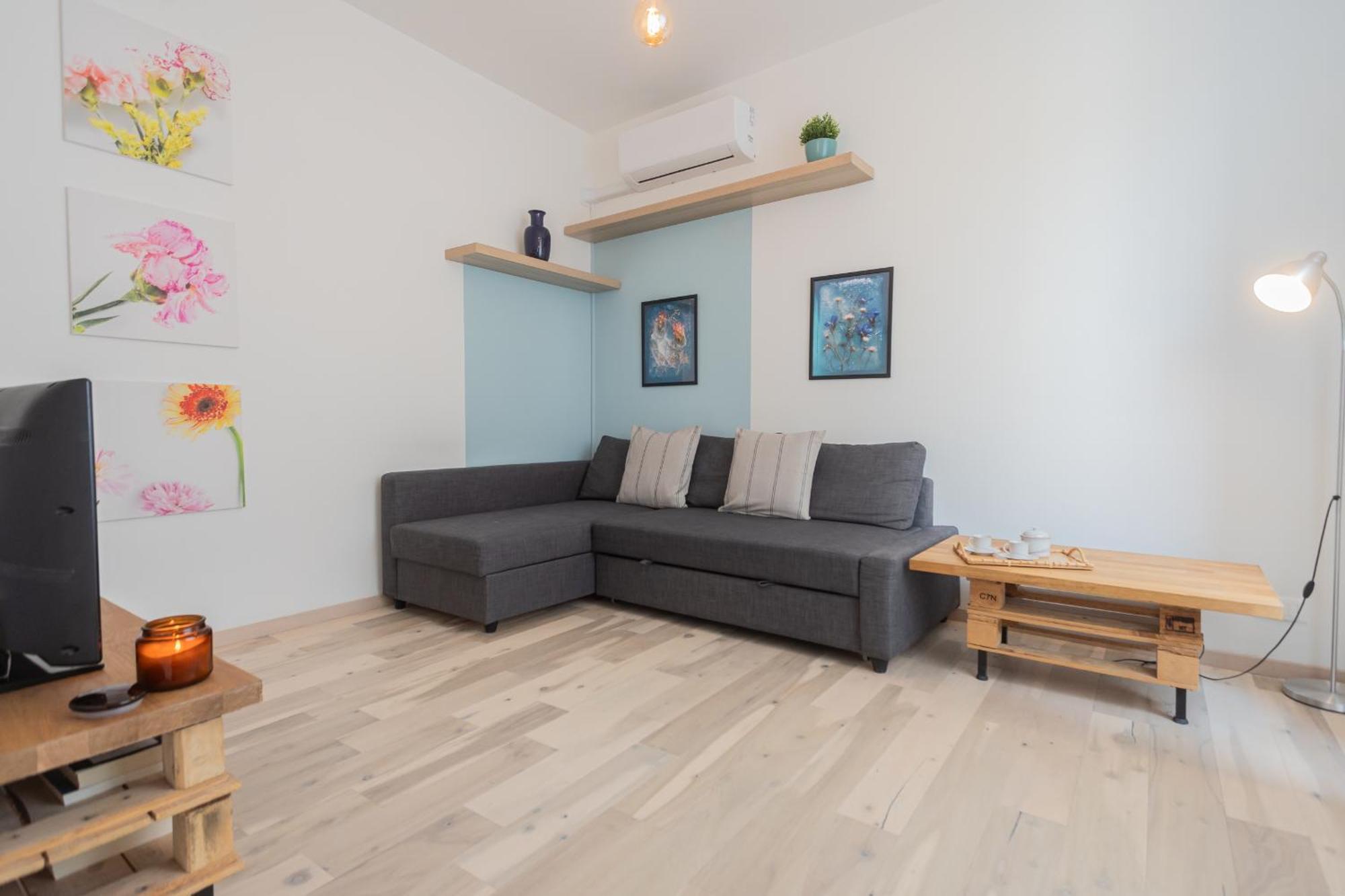 Old Court Hideaway By Rent All Como Exteriör bild