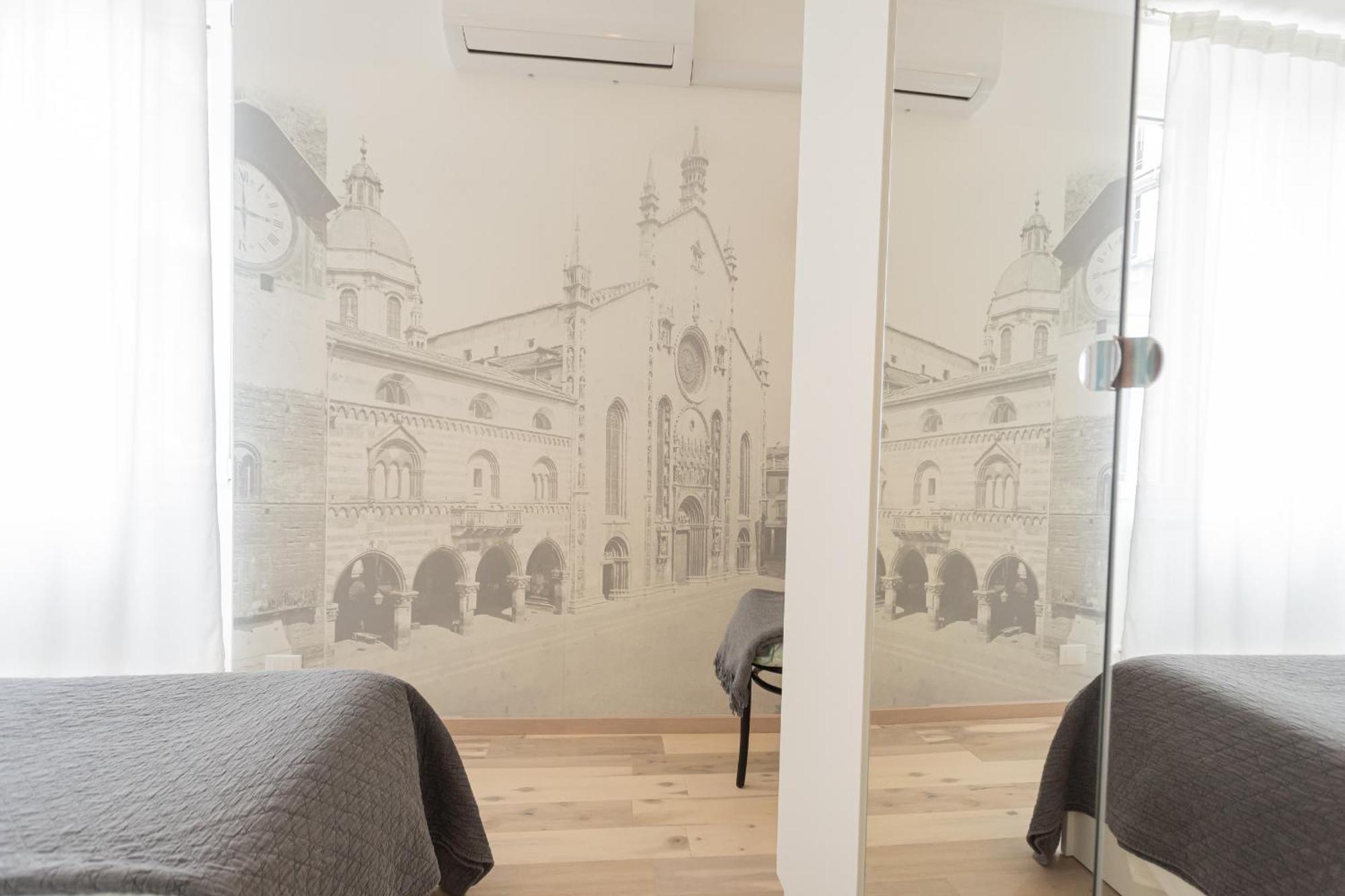 Old Court Hideaway By Rent All Como Exteriör bild