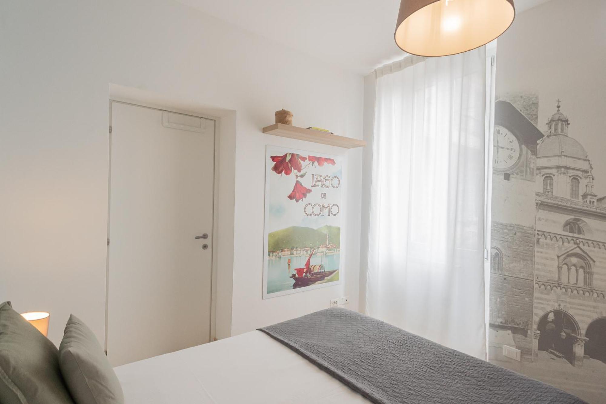 Old Court Hideaway By Rent All Como Exteriör bild
