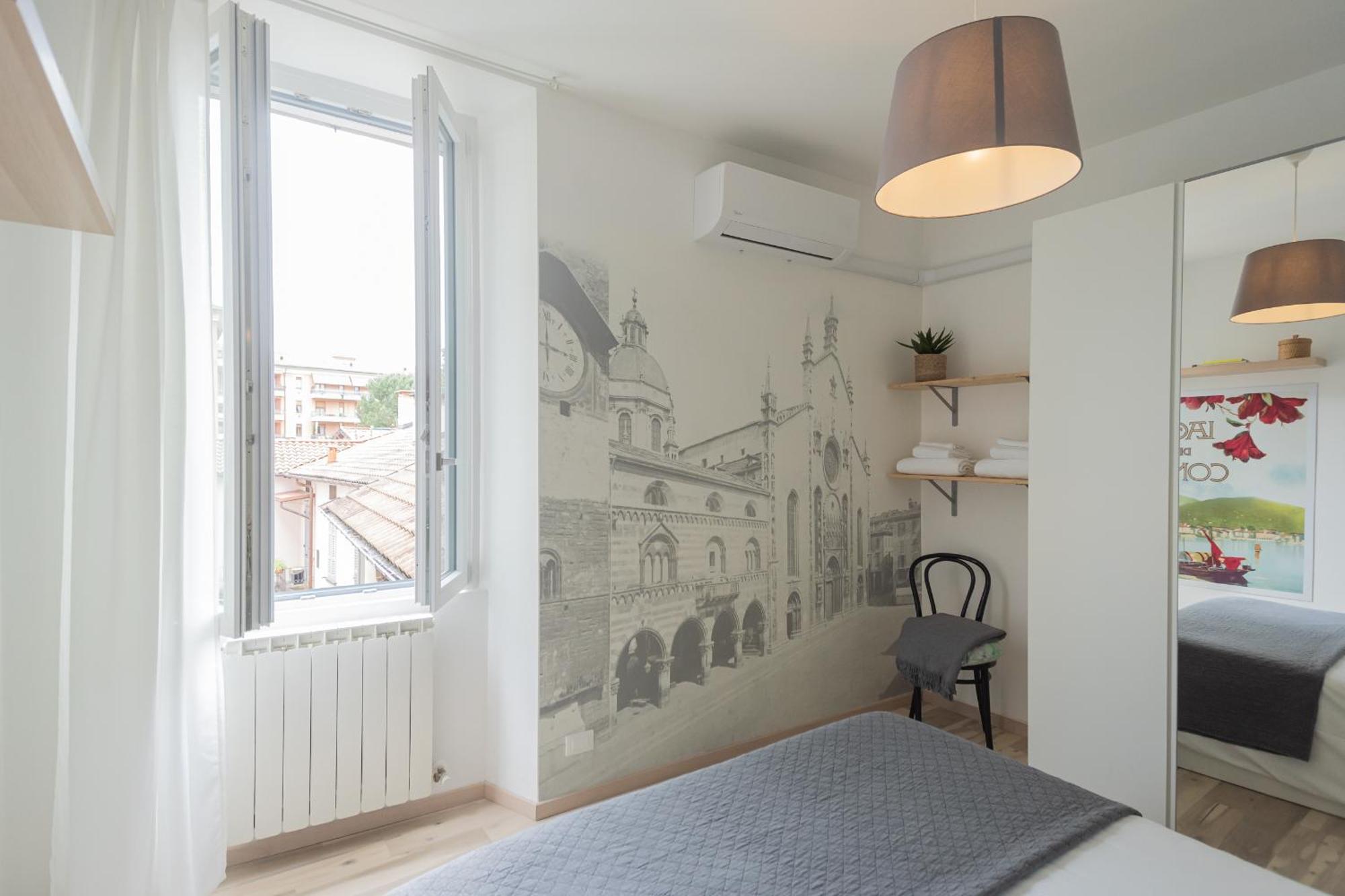 Old Court Hideaway By Rent All Como Exteriör bild